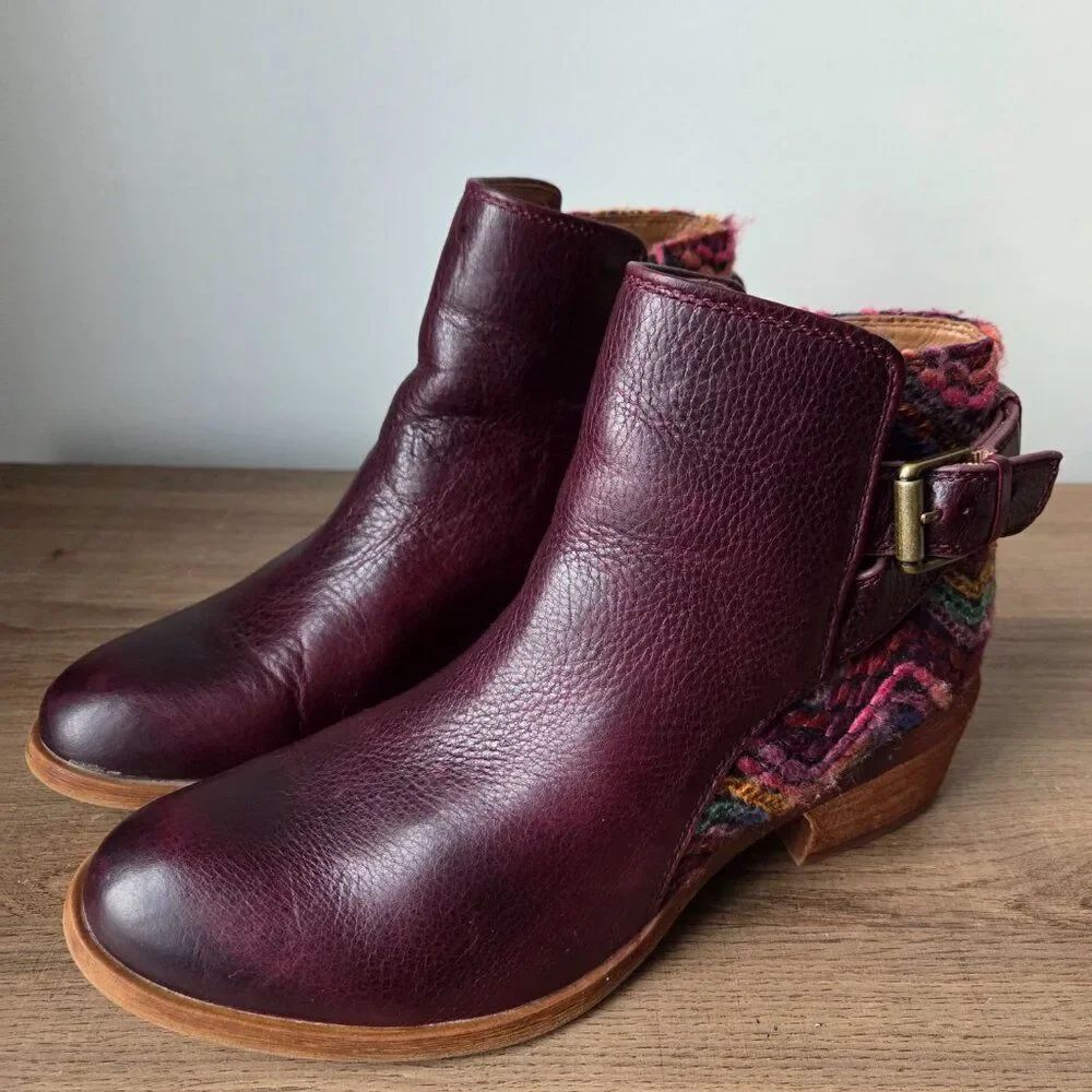 EUC COMFORTIVA BURGUNDY / RED WINE GENUINE LEATHER EMBROIDERED BOOTIES 9.5